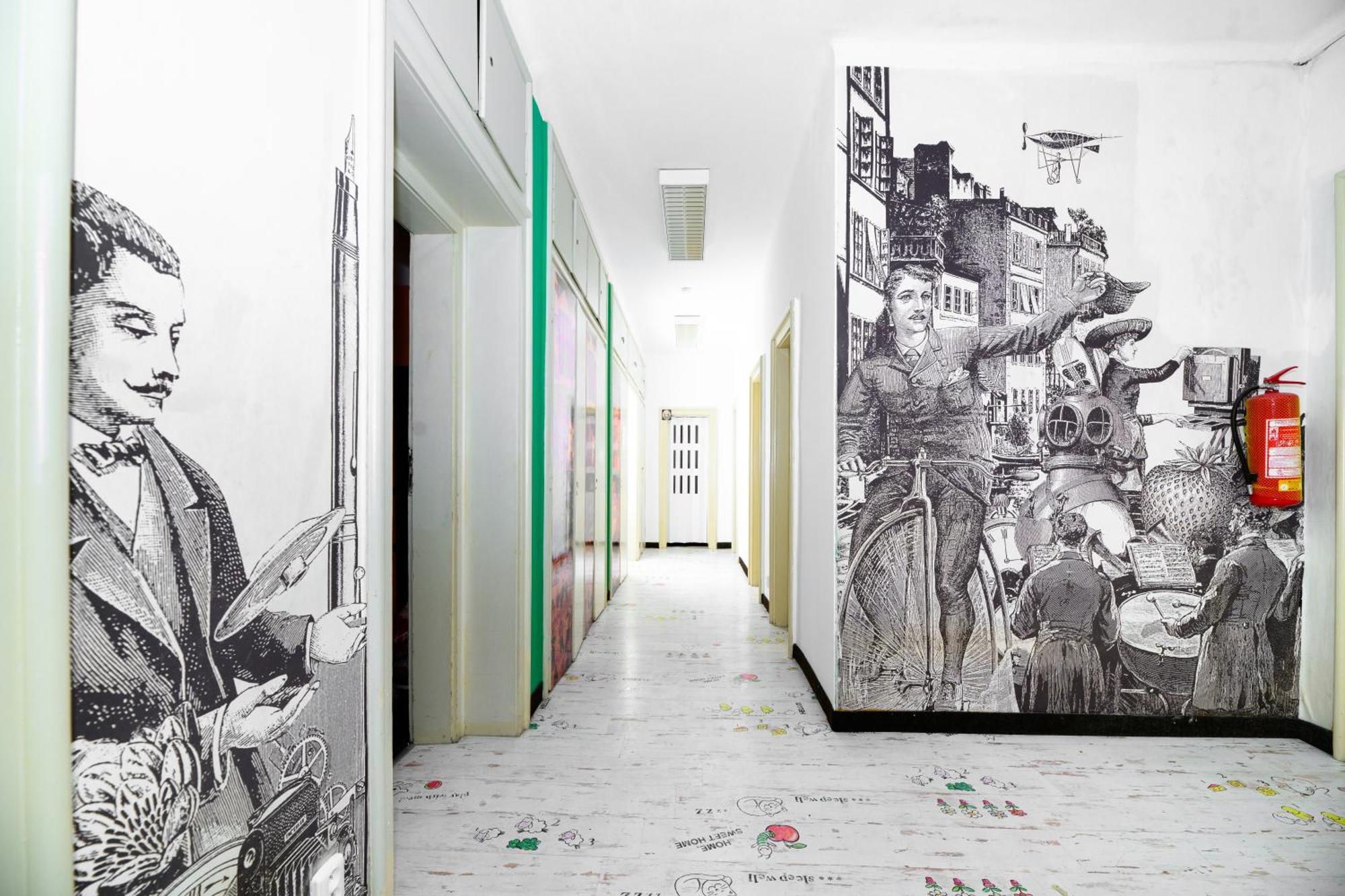 Benedikt City Center Hostel Prag Eksteriør billede