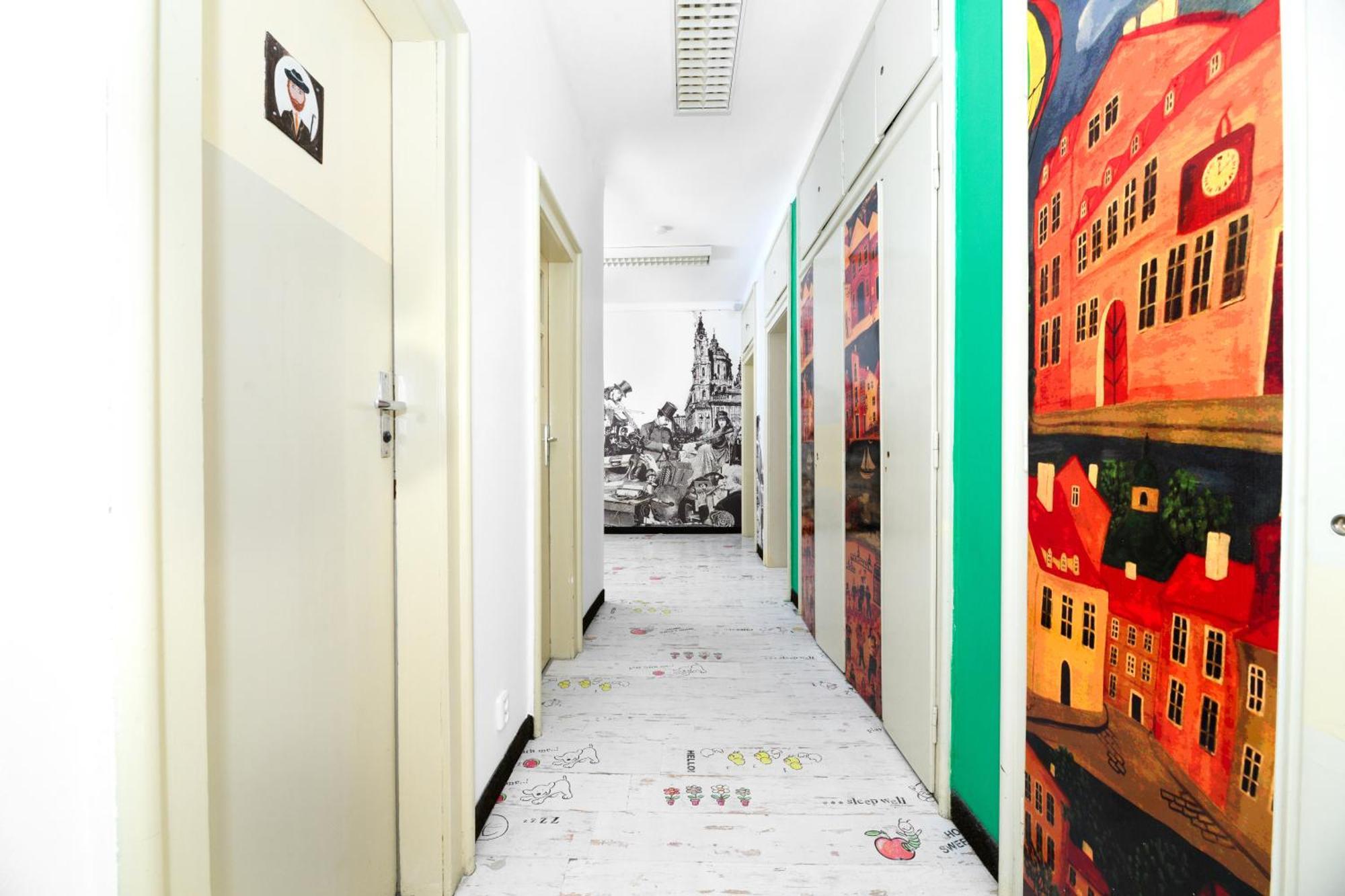 Benedikt City Center Hostel Prag Eksteriør billede